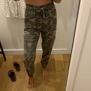 american eagle camo joggers